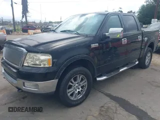 2004 Ford F-150 XLT with VIN 1FTPW14504KA08344, listed as a IAAI auction lot 41916877 with 223,657 mi miles. Bid and sale history available at carsss.com. Image 2.