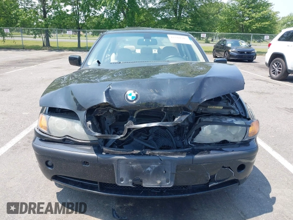 2005 BMW 3 Series 330i с VIN WBAEV53435KM40855, выставлен на аукционе IAAI как лот 42344505 с пробегом 120 060 миль миль и . История ставок и продаж доступна на DreamBid. Изображение 6.