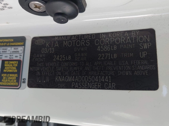 2013 Kia Optima EX with VIN KNAGM4AD0D5041441, listed as a IAAI auction lot 42123605 with 83,186 mi miles. Bid and sale history available at carsss.com. Image 9.