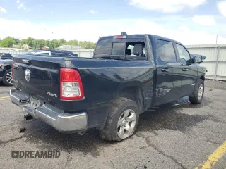 2020 Ram 1500 Big Horn z VIN 1C6RRFFGXLN300261, wystawiony jako Copart lot #57476265 z przebiegiem 103 082 mil mil oraz Szkoda całkowita • Salvage title. Historia ofert i sprzedaży dostępna na DreamBid. Obrazek 3.