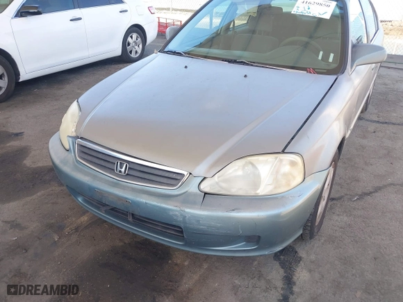 1999 Honda Civic EX with VIN 2HGEJ8640XH505636, listed as a IAAI auction lot 41629850 with 369,637 mi miles. Bid and sale history available at carsss.com. Image 12.