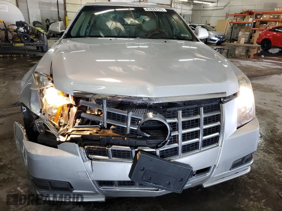 2013 Cadillac CTS Luxury with VIN 1G6DH5E54D0160757, listed as a Copart auction lot 41829175 with 83,760 mi miles and Salvage title. Bid and sale history available at DreamBid. Image 5.