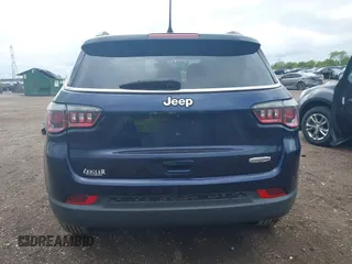 2018 Jeep Compass Latitude with VIN 3C4NJCBB9JT124968, listed as a IAAI auction lot 42378308 with 90,866 mi miles and . Bid and sale history available at DreamBid. Image 17.