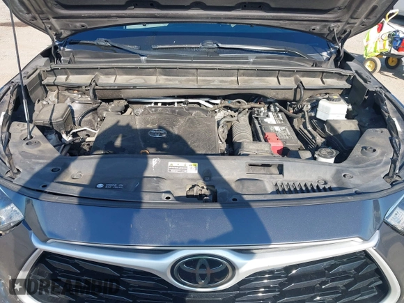 2021 Toyota Highlander L with VIN 5TDZZRAH4MS068164, listed as a IAAI auction lot 42324216 with 257,056 mi miles and . Bid and sale history available at DreamBid. Image 10.