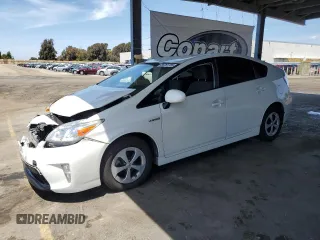 2015 Toyota Prius Four with VIN JTDKN3DU1F0470894, listed as a Copart auction lot 56781735 with 133,686 mi miles and Salvage title. Bid and sale history available at DreamBid. Image 1.
