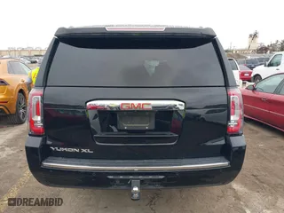 2020 GMC Yukon XL Denali with VIN 1GKS1HKJ8LR181119, listed as a IAAI auction lot 41794775 with 206,337 mi miles. Bid and sale history available at carsss.com. Image 17.