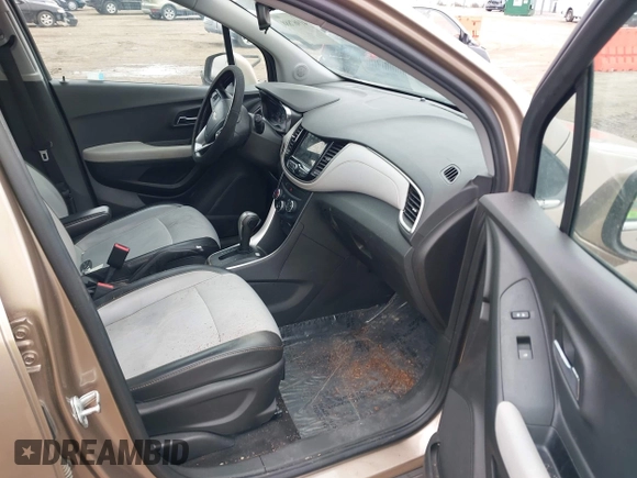 2018 Chevrolet Trax LT with VIN 3GNCJPSB1JL361640, listed as a IAAI auction lot 41967888 with 149,944 mi miles. Bid and sale history available at carsss.com. Image 5.