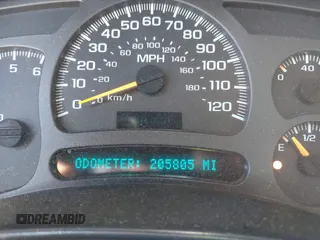 2003 Chevrolet Tahoe LS z VIN 1GNEC13T53J331221, wystawiony jako IAAI lot #42422243 z przebiegiem Nie podano mil oraz . Historia ofert i sprzedaży dostępna na DreamBid. Obrazek 16.