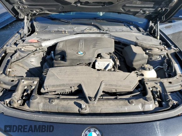 2015 BMW 3 Series 328i xDrive z VIN WBA3B5C56FF960700, wystawiony jako Copart lot #56754225 z przebiegiem 121 966 mil mil oraz Szkoda całkowita • Salvage title. Historia ofert i sprzedaży dostępna na DreamBid. Obrazek 12.