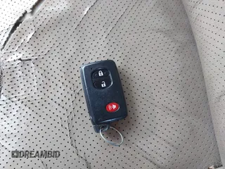 2010 Toyota RAV4 Limited с VIN JTMDK4DV2AD012802, выставлен на аукционе IAAI как лот 42562662 с пробегом 283 501 миль миль и . История ставок и продаж доступна на DreamBid. Изображение 11.