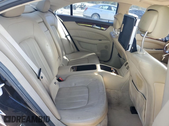 2013 Mercedes-Benz CLS-Class CLS 550 with VIN WDDLJ7DB9DA062842, listed as a Copart auction lot 77149734 with 136,221 mi miles and Clean Title. Bid and sale history available at carsss.com. Image 10.