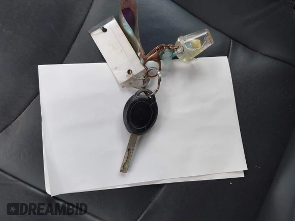 2007 MINI Convertible S с VIN WMWRH33527TL94583, выставлен на аукционе IAAI как лот 40403620 с пробегом 83 501 миль миль и . История ставок и продаж доступна на DreamBid. Изображение 11.
