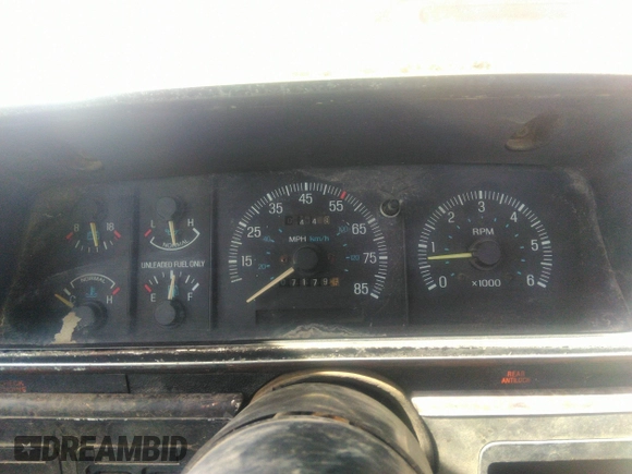 1990 Ford Bronco XL z VIN 1FMEU15N7LLA25223, wystawiony jako IAAI lot #41858217 z przebiegiem 196 000 mil mil oraz . Historia ofert i sprzedaży dostępna na DreamBid. Obrazek 7.