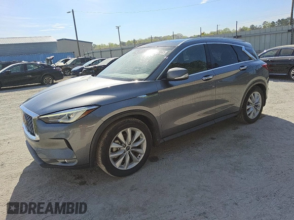 2019 Infiniti QX50 LUXE with VIN 3PCAJ5M19KF123107, listed as a Copart auction lot 49866125 with 131,075 mi miles and Clean Title. Bid and sale history available at carsss.com. Image 1.
