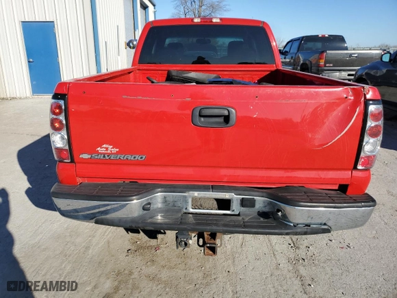 2007 Chevrolet Silverado 1500 Classic LT1 with VIN 1GCEC19ZX7Z136999, listed as a Copart auction lot 83965414 with 203,037 mi miles and Salvage Title. Bid and sale history available at carsss.com. Image 6.
