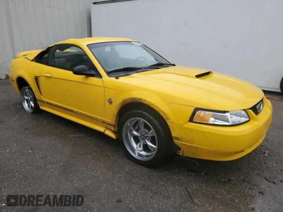 1999 Ford Mustang GT with VIN 1FAFP42X8XF165671, listed as a Copart auction lot 89204095 with 88,177 mi miles and Non Repairable. Bid and sale history available at carsss.com. Image 4.