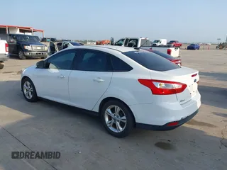 2014 Ford Focus SE with VIN 1FADP3F26EL163285, listed as a IAAI auction lot 42174124 with 172,016 mi miles and . Bid and sale history available at carsss.com. Image 3.