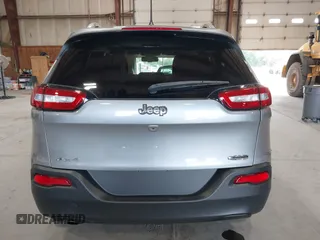 2017 Jeep Cherokee Latitude с VIN 1C4PJMCBXHW612358, выставлен на аукционе IAAI как лот 42611172 с пробегом 77 817 миль миль и . История ставок и продаж доступна на DreamBid. Изображение 16.