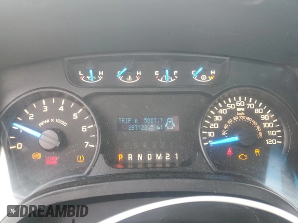 2014 Ford F-150 XL z VIN 1FTMF1EM2EKE21568, wystawiony jako Copart lot #58463905 z przebiegiem 287 122 mil mil oraz Czysty tytuł • Clean title. Historia ofert i sprzedaży dostępna na DreamBid. Obrazek 9.