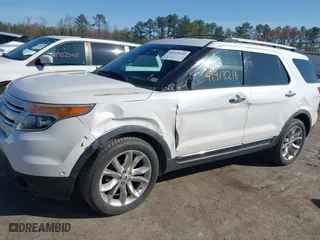 2013 Ford Explorer Limited with VIN 1FM5K8F84DGA29490, listed as a IAAI auction lot 41918216 with 154,384 mi miles. Bid and sale history available at carsss.com. Image 6.