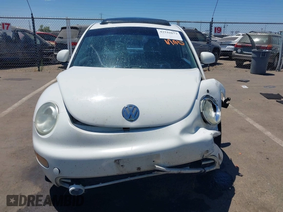 1999 Volkswagen Beetle GLS with VIN 3VWCC21C9XM451389, listed as a IAAI auction lot 42542673 with 162,062 mi miles and . Bid and sale history available at DreamBid. Image 12.