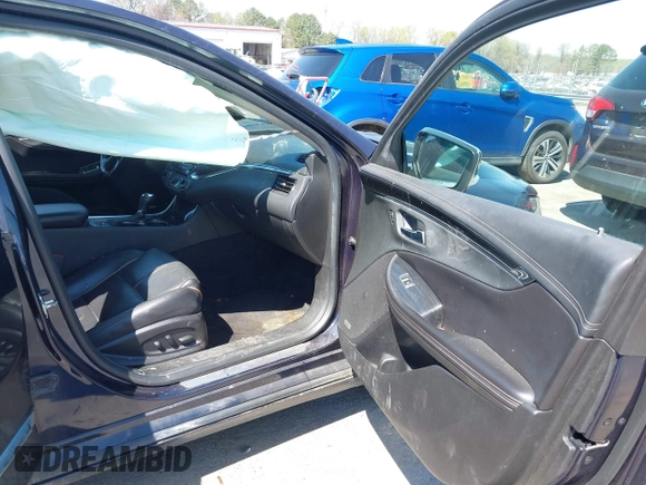 2018 Chevrolet Impala Premier with VIN 2G1125S35J9150415, listed as a IAAI auction lot 41873102 with 106,280 mi miles and . Bid and sale history available at DreamBid. Image 5.