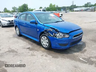 2011 Mitsubishi Lancer ES z VIN JA32U2FU9BU000527, wystawiony jako IAAI lot #42415956 z przebiegiem 212 716 mil mil oraz . Historia ofert i sprzedaży dostępna na DreamBid. Obrazek 1.