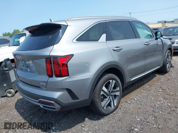 2023 Kia Sorento EX with VIN KNDRHDLG3P5140489, listed as a IAAI auction lot 42399780 with 24,042 mi miles and . Bid and sale history available at DreamBid. Image 4.