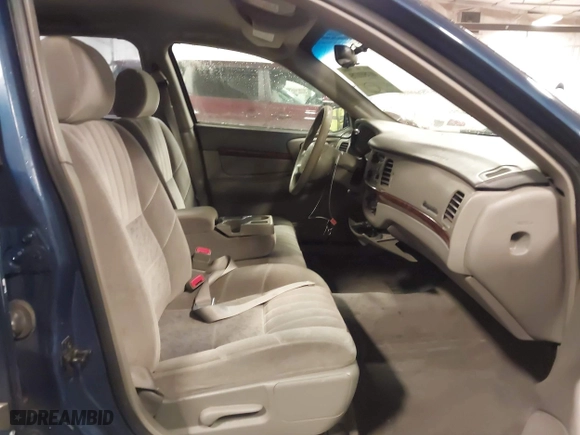 2003 Chevrolet Impala with VIN 2G1WF52E039178461, listed as a IAAI auction lot 41492031 with 237,607 mi miles. Bid and sale history available at carsss.com. Image 5.