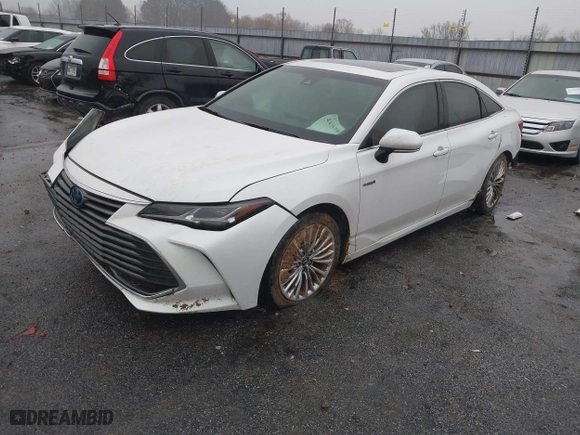 2020 Toyota Avalon Hybrid Limited with VIN 4T1C21FB9LU016373, listed as a IAAI auction lot 41536148 with 104,675 mi miles. Bid and sale history available at carsss.com. Image 2.
