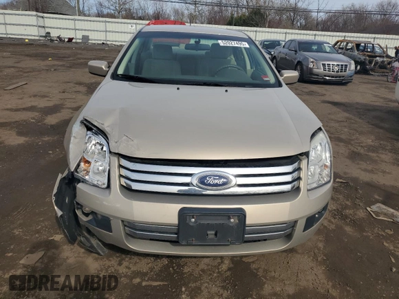 2007 Ford Fusion SE with VIN 3FAHP01107R141043, listed as a Copart auction lot 52027495 with 101,170 mi miles and Salvage Title. Bid and sale history available at carsss.com. Image 5.