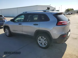 2015 Jeep Cherokee Sport z VIN 1C4PJLAB8FW677039, wystawiony jako Copart lot #64008855 z przebiegiem 101 731 mil mil oraz Czysty tytuł • Clean title. Historia ofert i sprzedaży dostępna na DreamBid. Obrazek 2.