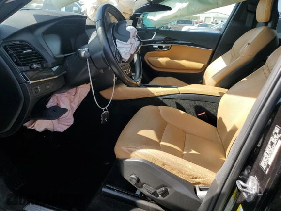 2017 Volvo XC90 with VIN YV4A22PK9H1141508, listed as a Copart auction lot 51518135 with 86,407 mi miles and Salvage Title. Bid and sale history available at DreamBid. Image 7.