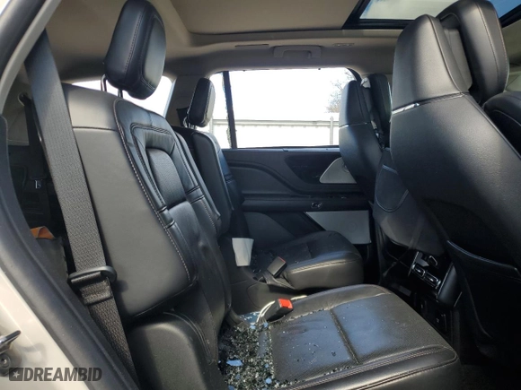 2021 Lincoln Aviator Reserve with VIN 5LM5J7XC4MGL04899, listed as a Copart auction lot 47351305 with 33,951 mi miles and Salvage Title. Bid and sale history available at carsss.com. Image 11.