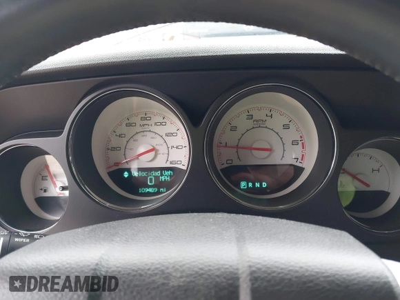 2014 Dodge Challenger R/T Plus z VIN 2C3CDYBT1EH177266, wystawiony jako IAAI lot #41798977 z przebiegiem 109 489 mil mil oraz . Historia ofert i sprzedaży dostępna na DreamBid. Obrazek 7.