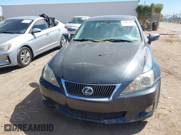 2009 Lexus IS with VIN JTHBK262995088777, listed as a IAAI auction lot 41908060 with 174,386 mi miles. Bid and sale history available at carsss.com. Image 12.