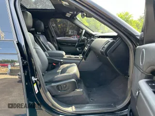 2020 Land Rover Discovery SE z VIN SALRG2RV1L2421966, wystawiony jako Copart lot #60999685 z przebiegiem 76 333 mil mil oraz Czysty tytuł • Clean title. Historia ofert i sprzedaży dostępna na DreamBid. Obrazek 6.
