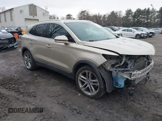 2017 Lincoln MKC Reserve with VIN 5LMCJ3D93HUL54581, listed as a IAAI auction lot 41711244 with 63,806 mi miles. Bid and sale history available at carsss.com. Image 1.