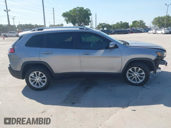 2020 Jeep Cherokee Latitude with VIN 1C4PJLCB7LD542428, listed as a IAAI auction lot 42284729 with 98,111 mi miles and . Bid and sale history available at DreamBid. Image 14.