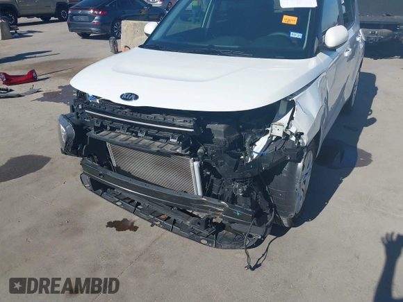 2021 Kia Soul S with VIN KNDJ23AU5M7144920, listed as a IAAI auction lot 41857262 with 28,480 mi miles and . Bid and sale history available at DreamBid. Image 6.