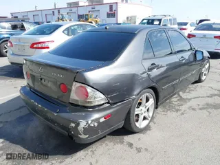 2004 Lexus IS 300 with VIN JTHBD192340083547, listed as a IAAI auction lot 41620371 with 138,363 mi miles. Bid and sale history available at carsss.com. Image 4.