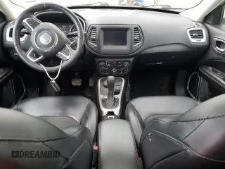 2017 Jeep Compass Latitude с VIN 3C4NJDBB3HT667670, выставлен на аукционе Copart как лот 59701245 с пробегом 118 331 миль миль и Списание • Salvage title. История ставок и продаж доступна на DreamBid. Изображение 8.