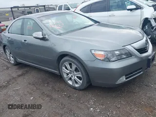 2010 Acura RL Technology z VIN JH4KB2F66AC000996, wystawiony jako IAAI lot #42280473 z przebiegiem 203 253 mil mil oraz . Historia ofert i sprzedaży dostępna na DreamBid. Obrazek 1.