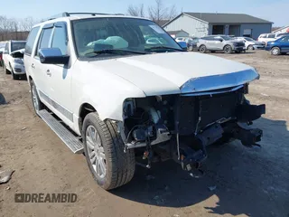 2008 Lincoln Navigator with VIN 5LMFU28518LJ02825, listed as a IAAI auction lot 41779255 with 71,994 mi miles and . Bid and sale history available at DreamBid. Image 1.