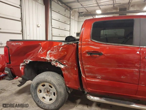 2016 Chevrolet Colorado 4WD LT with VIN 1GCGTCE3XG1248321, listed as a IAAI auction lot 41466922 with 137,642 mi miles. Bid and sale history available at carsss.com. Image 12.