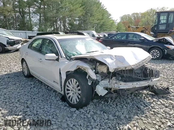 2010 Mercury Milan Hybrid z VIN 3MEDM0L31AR628337, wystawiony jako Copart lot #54600285 z przebiegiem 139 701 mil mil oraz Szkoda całkowita • Salvage title. Historia ofert i sprzedaży dostępna na DreamBid. Obrazek 13.