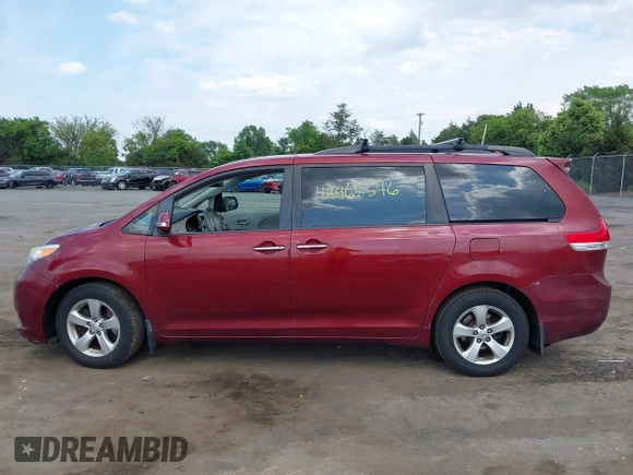 2014 Toyota Sienna Limited z VIN 5TDDK3DC6ES073282, wystawiony jako IAAI lot #42468546 z przebiegiem 278 905 mil mil oraz . Historia ofert i sprzedaży dostępna na DreamBid. Obrazek 14.