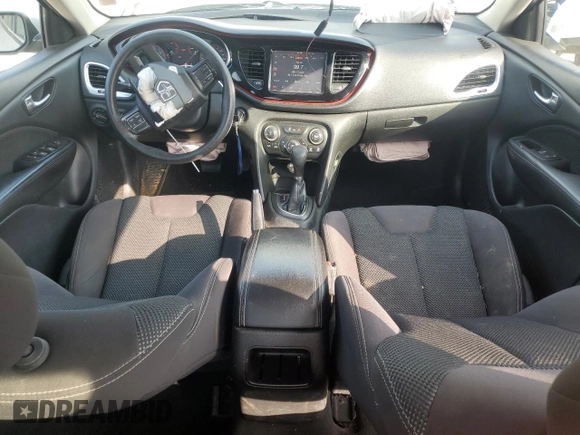 2015 Dodge Dart SXT z VIN 1C3CDFBB2FD278844, wystawiony jako Copart lot #58862445 z przebiegiem 92 241 mil mil oraz Szkoda całkowita • Salvage title. Historia ofert i sprzedaży dostępna na DreamBid. Obrazek 8.