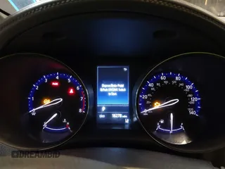 2022 Toyota C-HR XLE with VIN JTNKHMBX8N1136201, listed as a IAAI auction lot 41632985 with 16,278 mi miles. Bid and sale history available at carsss.com. Image 7.