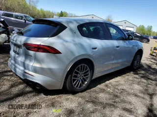 2023 Maserati Grecale GT z VIN ZN682AVA1P7427482, wystawiony jako Copart lot #53641164 z przebiegiem 1301 mil mil oraz Tytuł czysty. Historia ofert i sprzedaży dostępna na DreamBid. Obrazek 3.